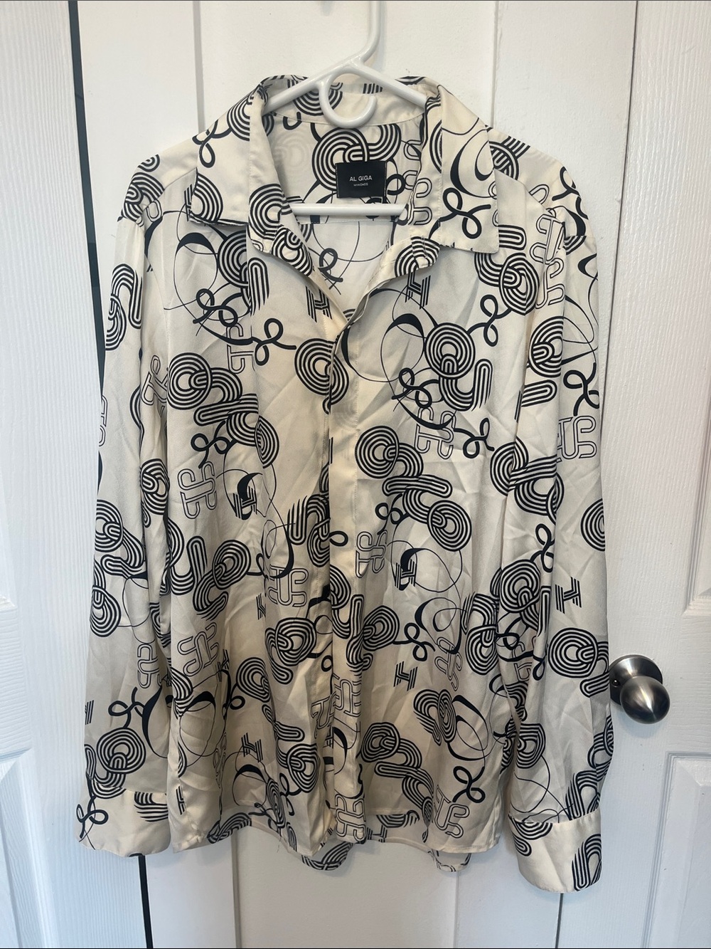 Men's Black & White Geometric Print Dress Shirt